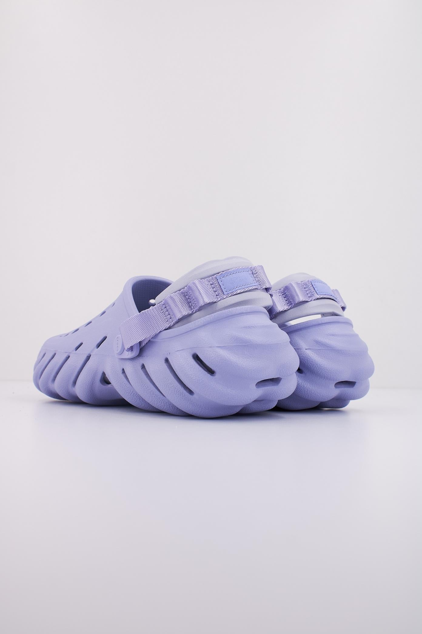 CROCS ECHO CLOG en color VIOLETA (4)