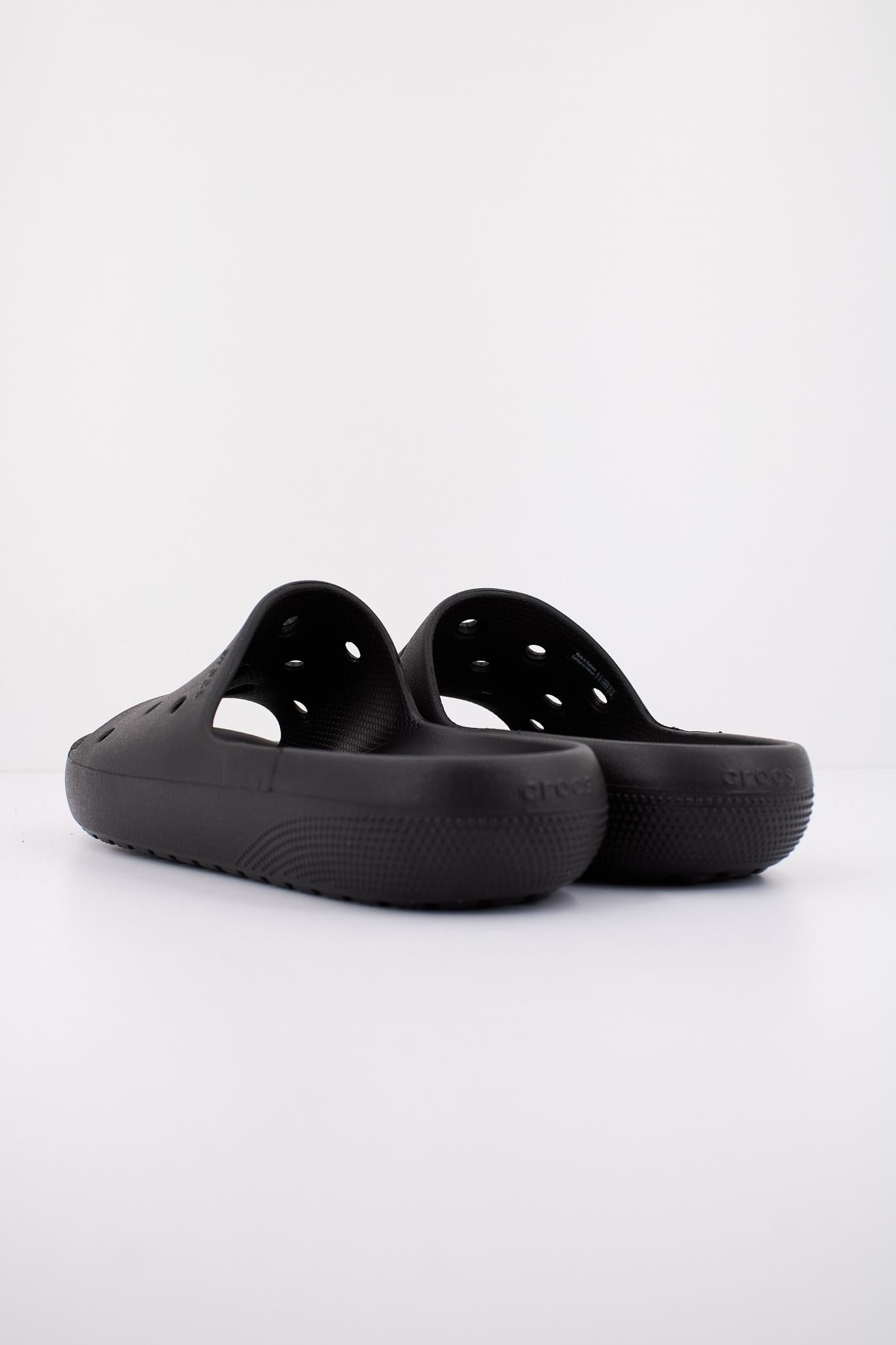 CROCS CLASSIC SLIDE V en color NEGRO (3)