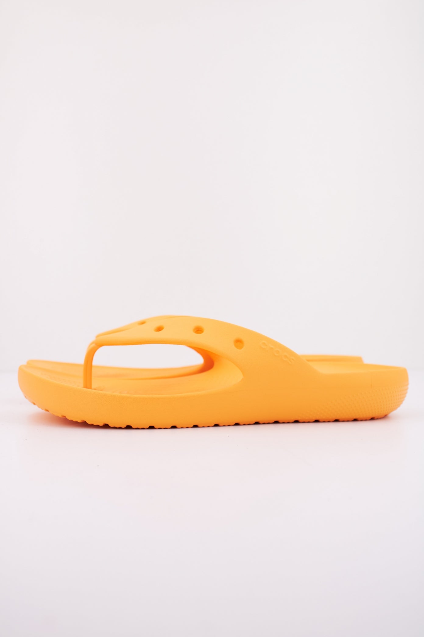 CROCS CLASSIC FLIP V en color NARANJA (1)