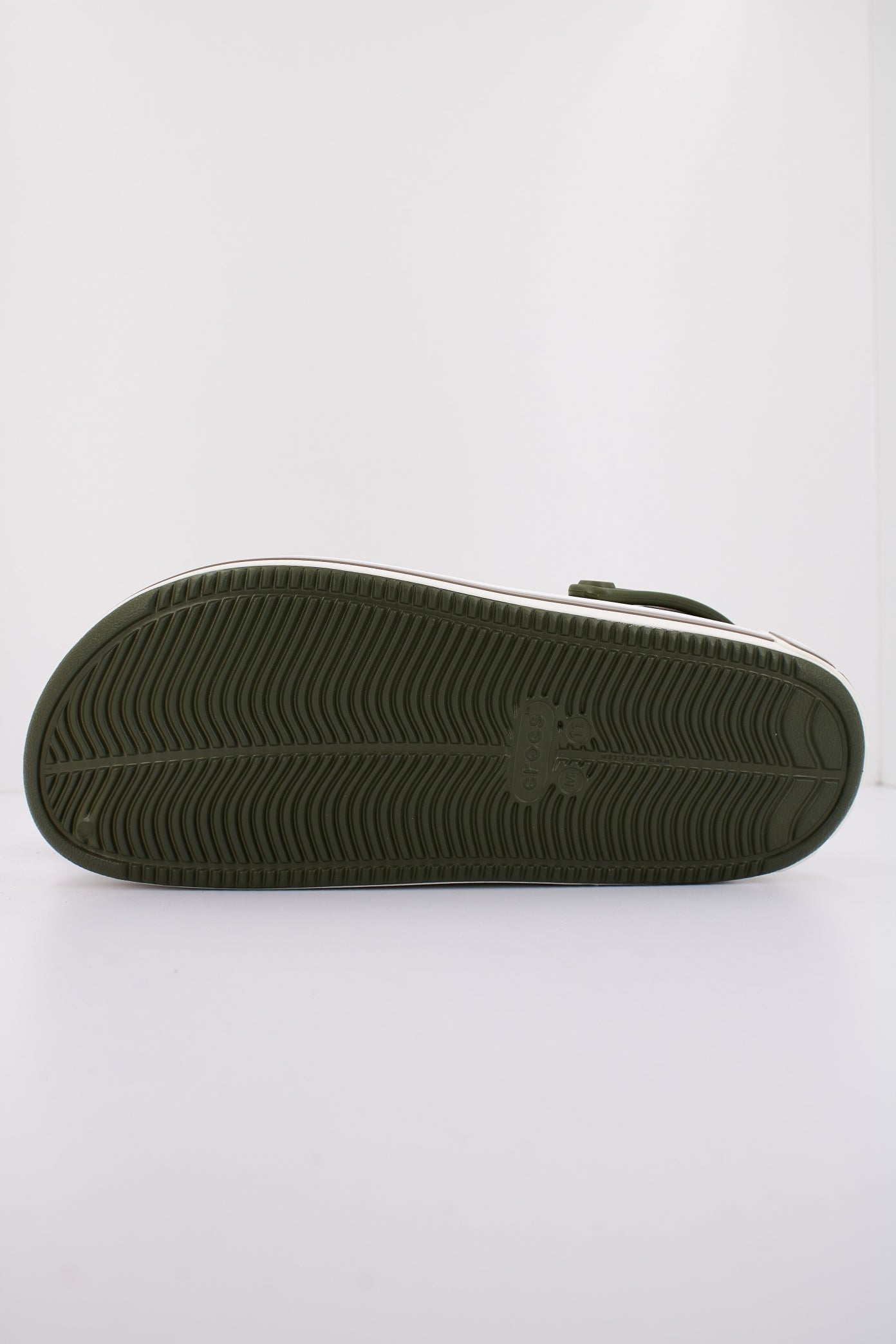 CROCS OFF COURT LOGO CLOG en color VERDE (4)