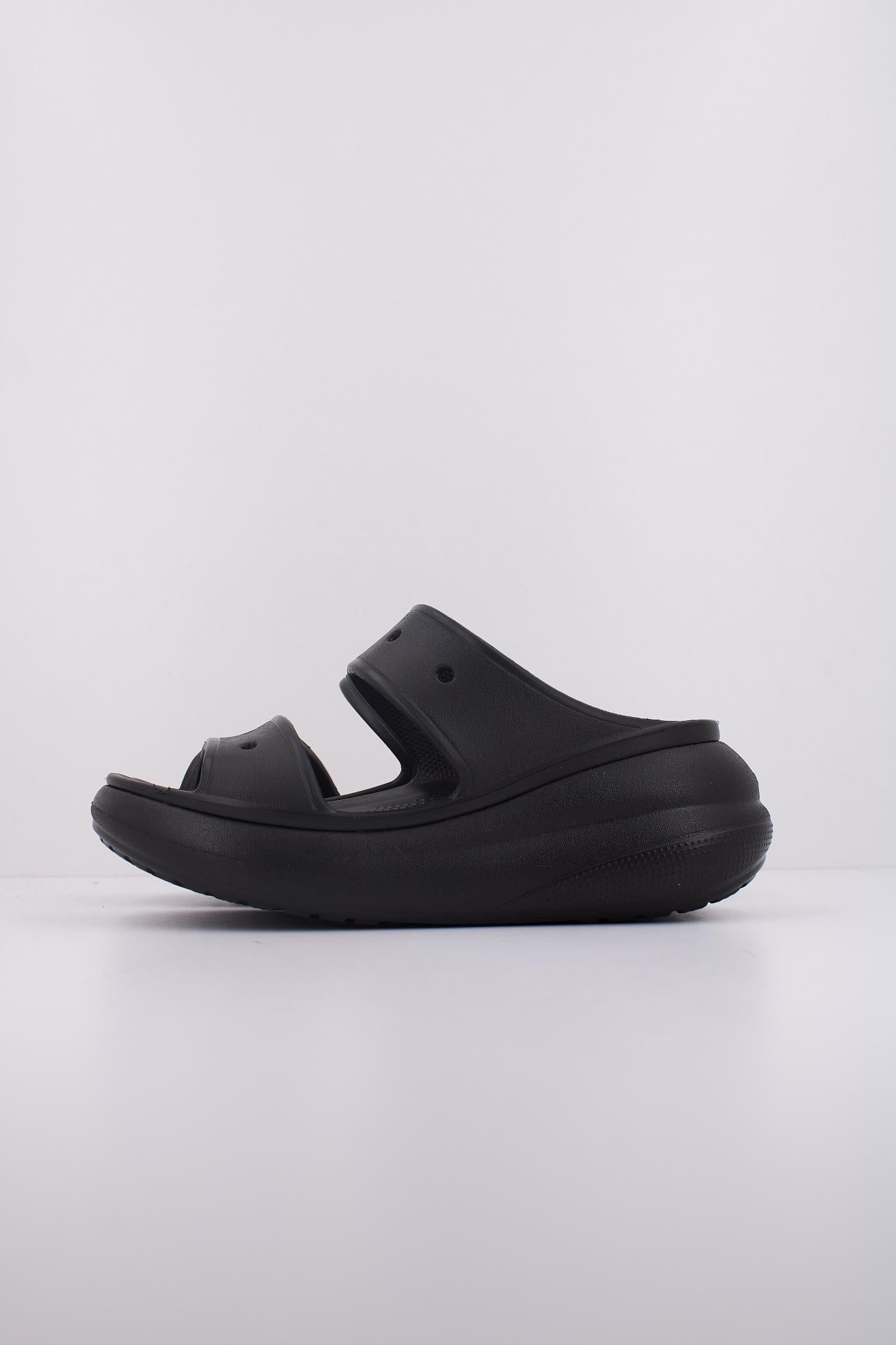 CROCS CRUSH SANDAL en color NEGRO (1)