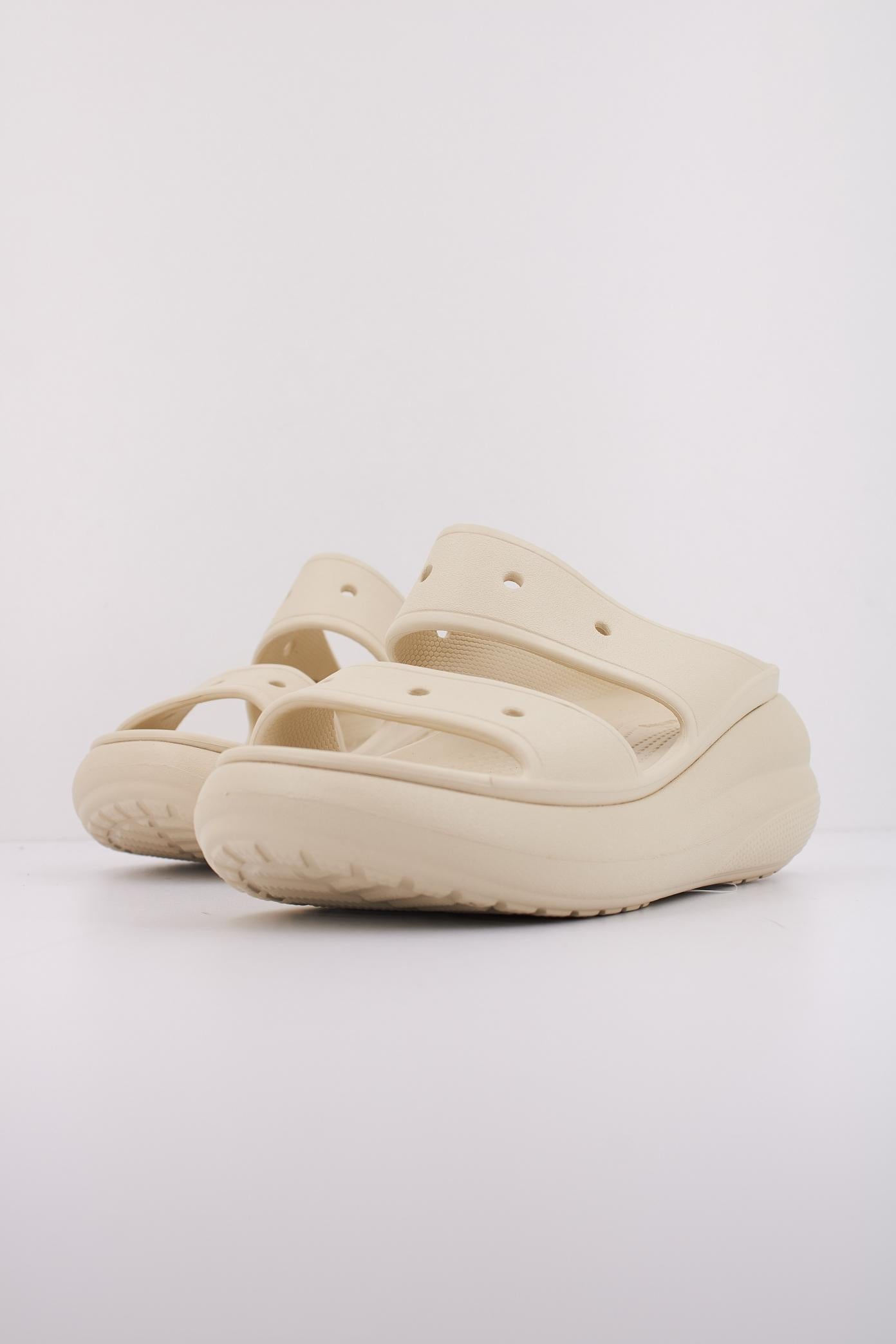CROCS CRUSH SANDAL en color BEIS (2)