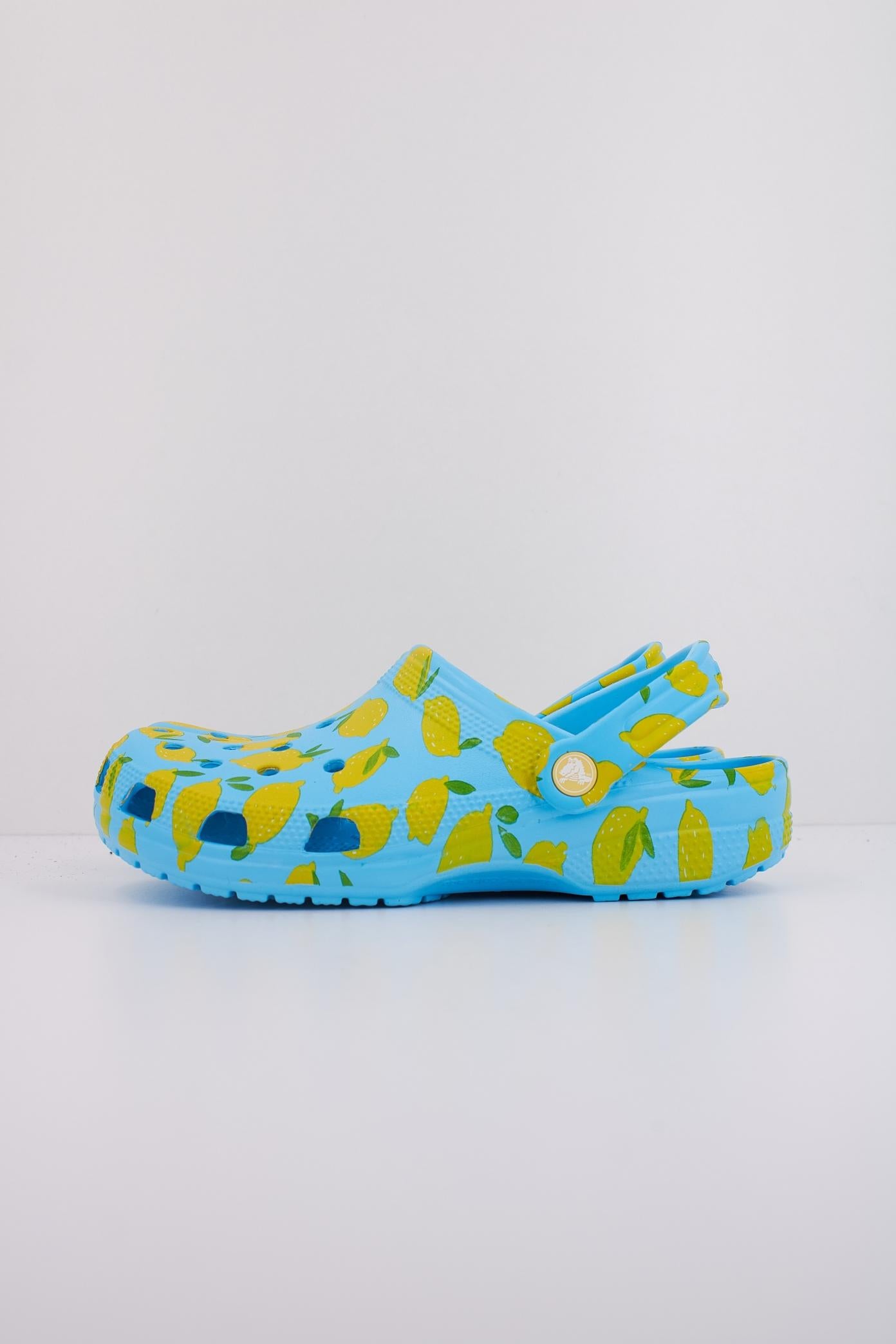 CROCS CLASSIC FRESH FRUITS CLOG U en color AZUL (1)