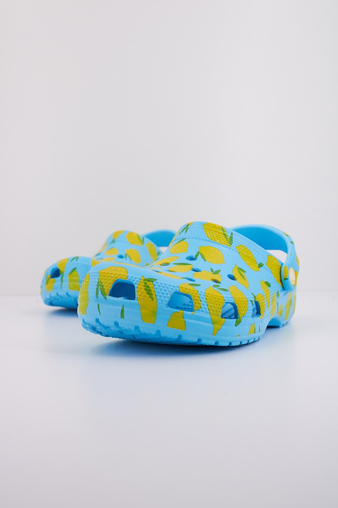 CROCS CLASSIC FRESH FRUITS CLOG U en color AZUL (2)