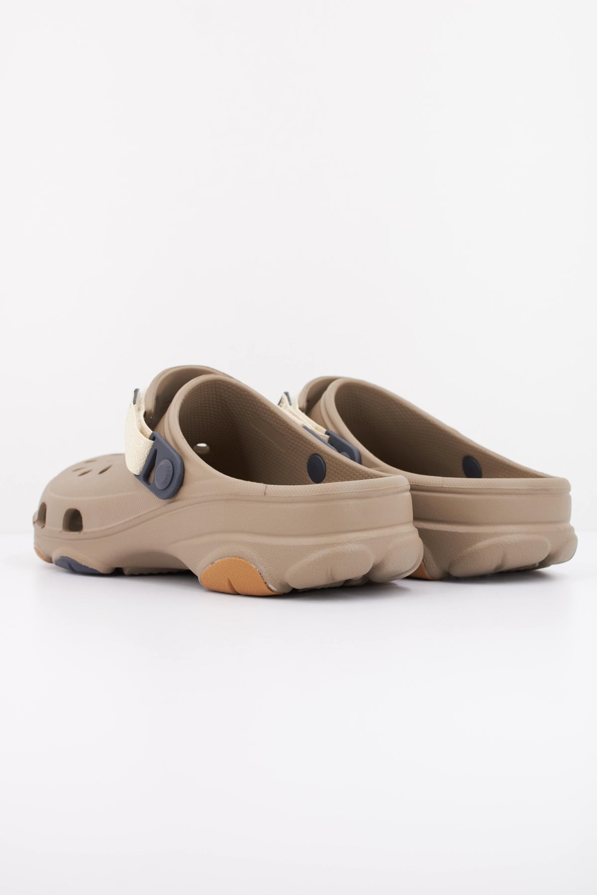 CROCS ALL-TERRAIN CLASSIC en color VERDE (4)