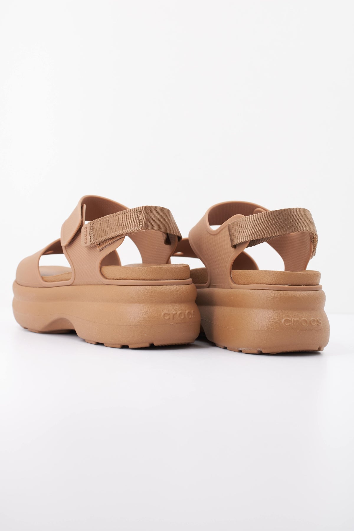 CROCS C en color MARRON (4)