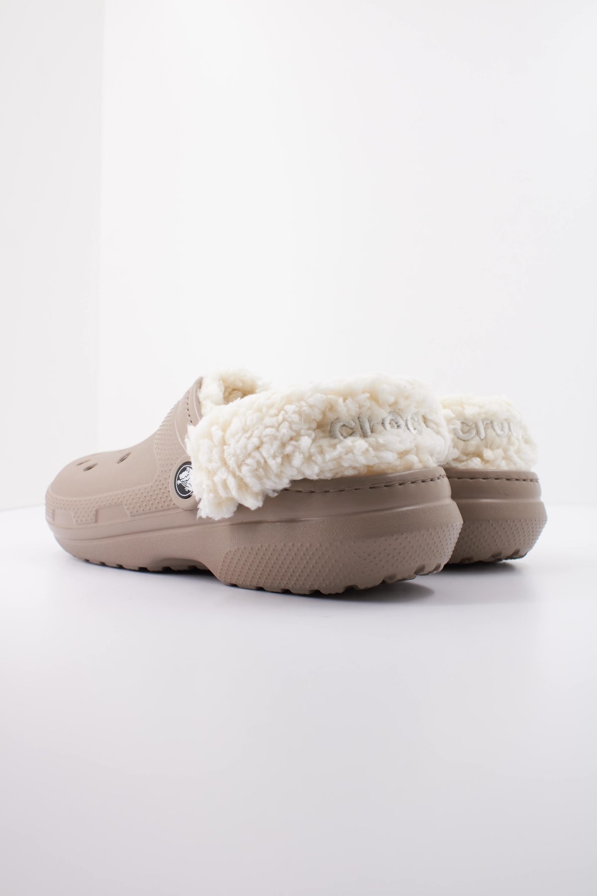CROCS C CLASSIC FLEECE LINED en color MARRON (4)