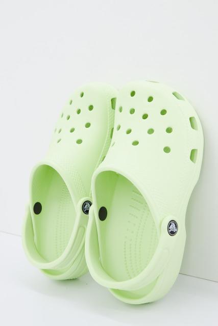 CROCS C CLASSIC U en color VERDE (1)