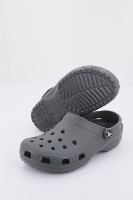 CROCS CLASSIC U en color GRIS (3)