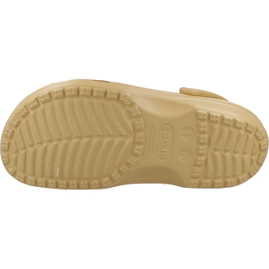 CROCS CLASSIC U en color MARRON CLARO (6)
