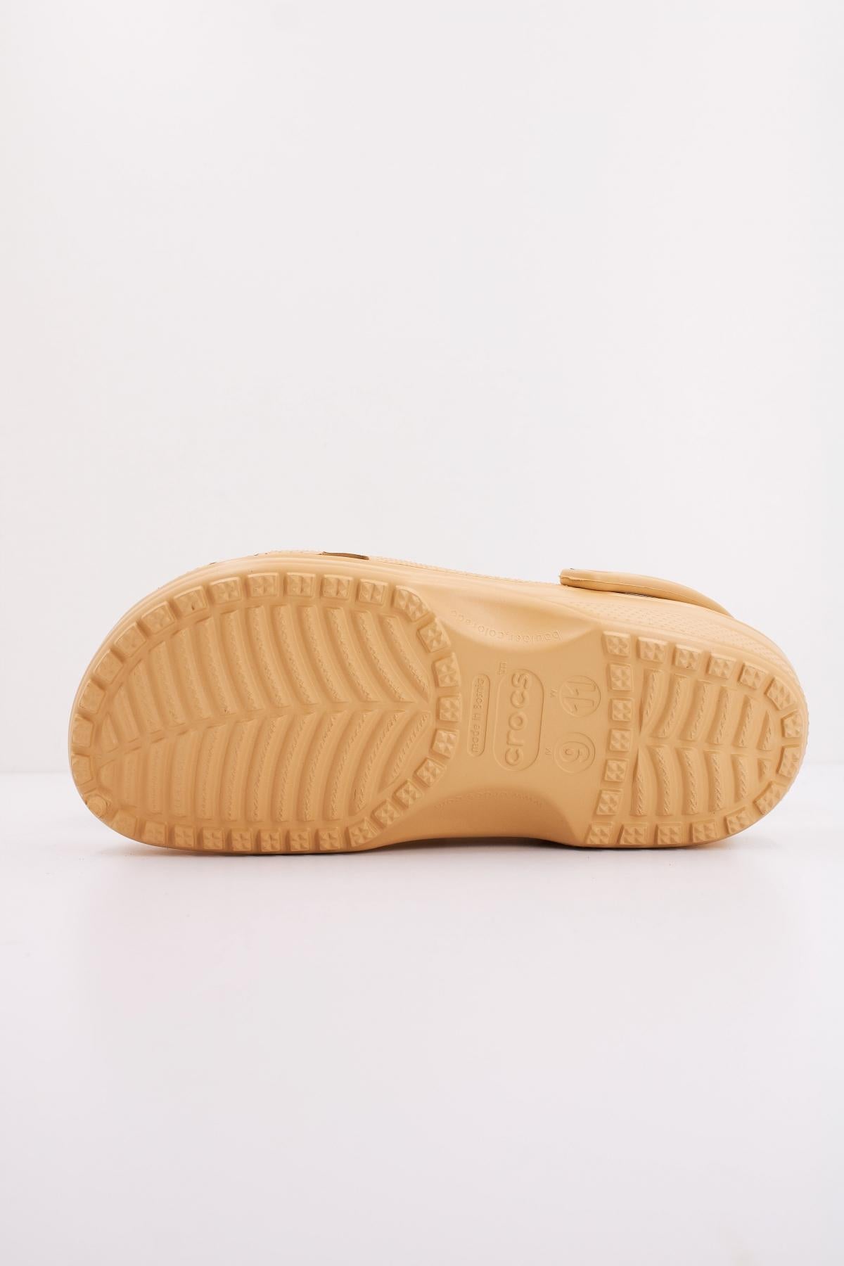 CROCS C CLASSIC U en color MARRON CLARO (5)