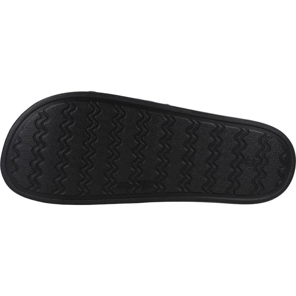 MUNICH PLATFORM SLIDER IRIDESCENT en color NEGRO (6)
