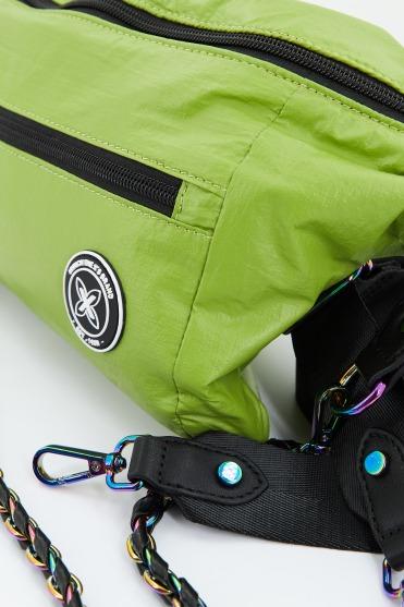 MUNICH GLOSS FANNYPACK en color VERDE (4)