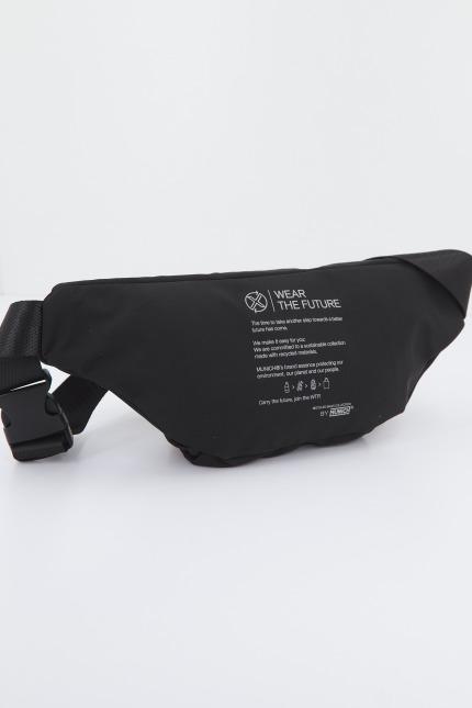 MUNICH M RECYCLED X WEAR FANNYPACK en color NEGRO (2)