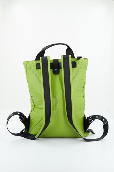MUNICH M GLOSS BACKPACK en color VERDE (3)