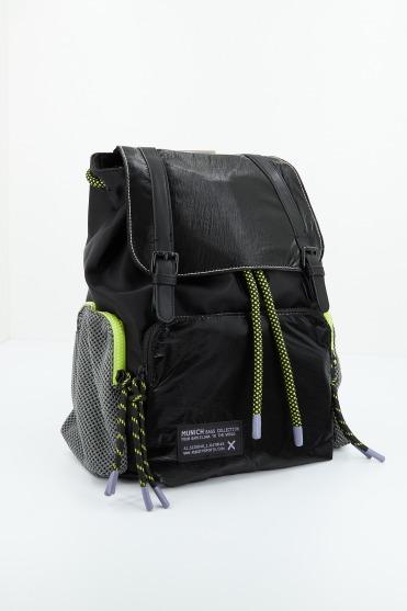 MUNICH M DEEP BACKPACK en color NEGRO (2)
