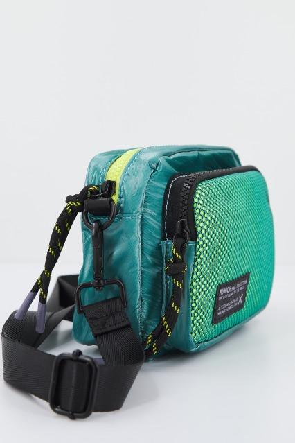 MUNICH DEEP CROSSBODY en color VERDE (2)