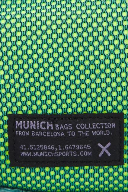 MUNICH DEEP CROSSBODY en color VERDE (4)