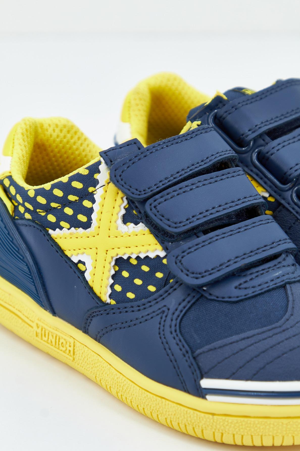MUNICH KID VCO INDOOR en color AZUL (4)