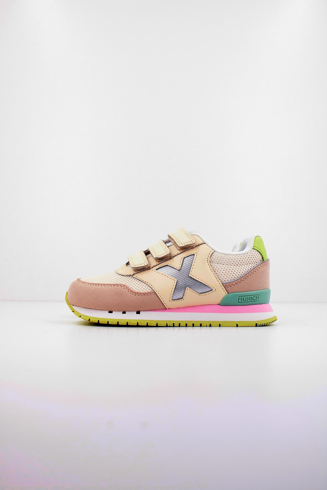 MUNICH DASH KID VCO en color ROSA (1)