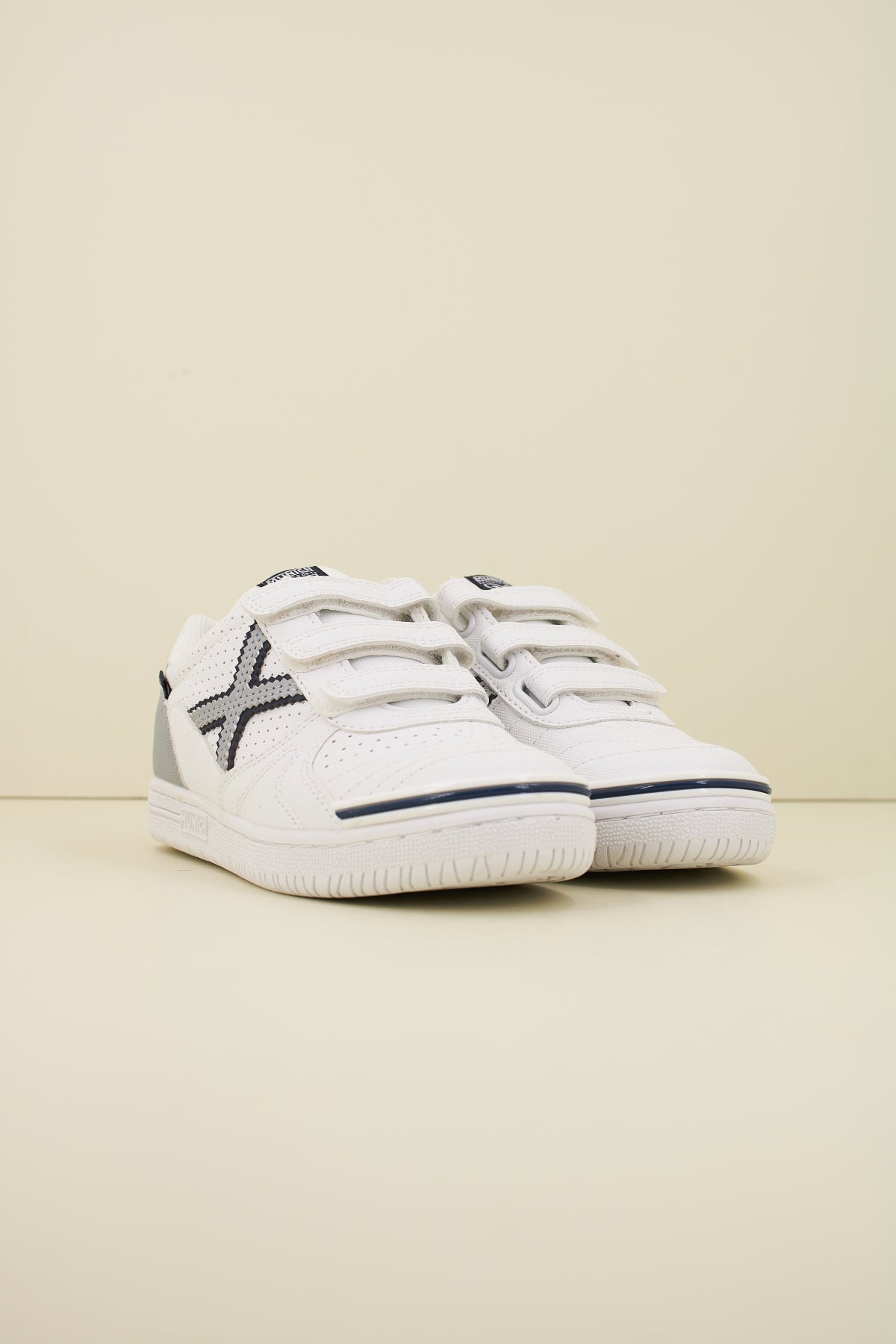 MUNICH G- KID VCO OTEROS en color BLANCO (2)