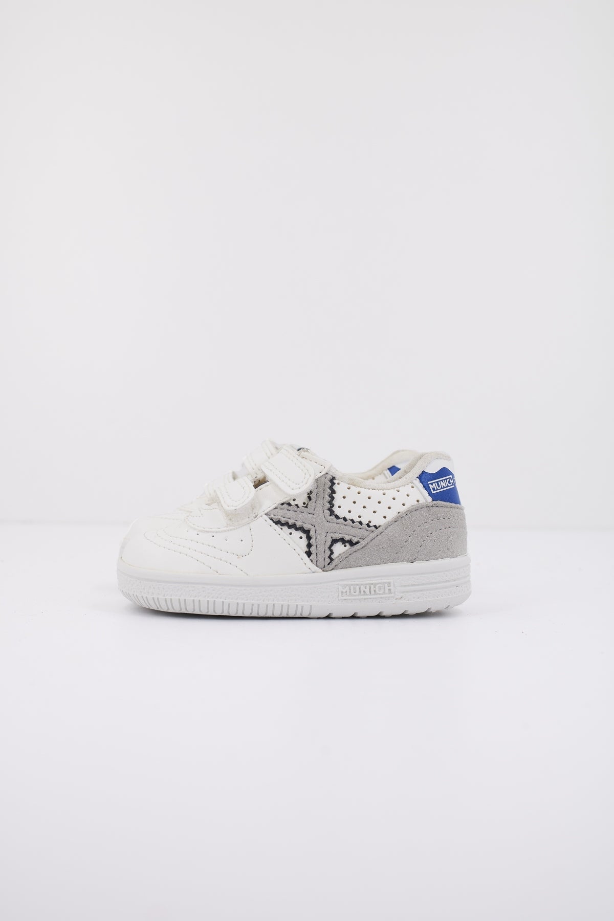 MUNICH BABY GRESCA en color BLANCO (1)