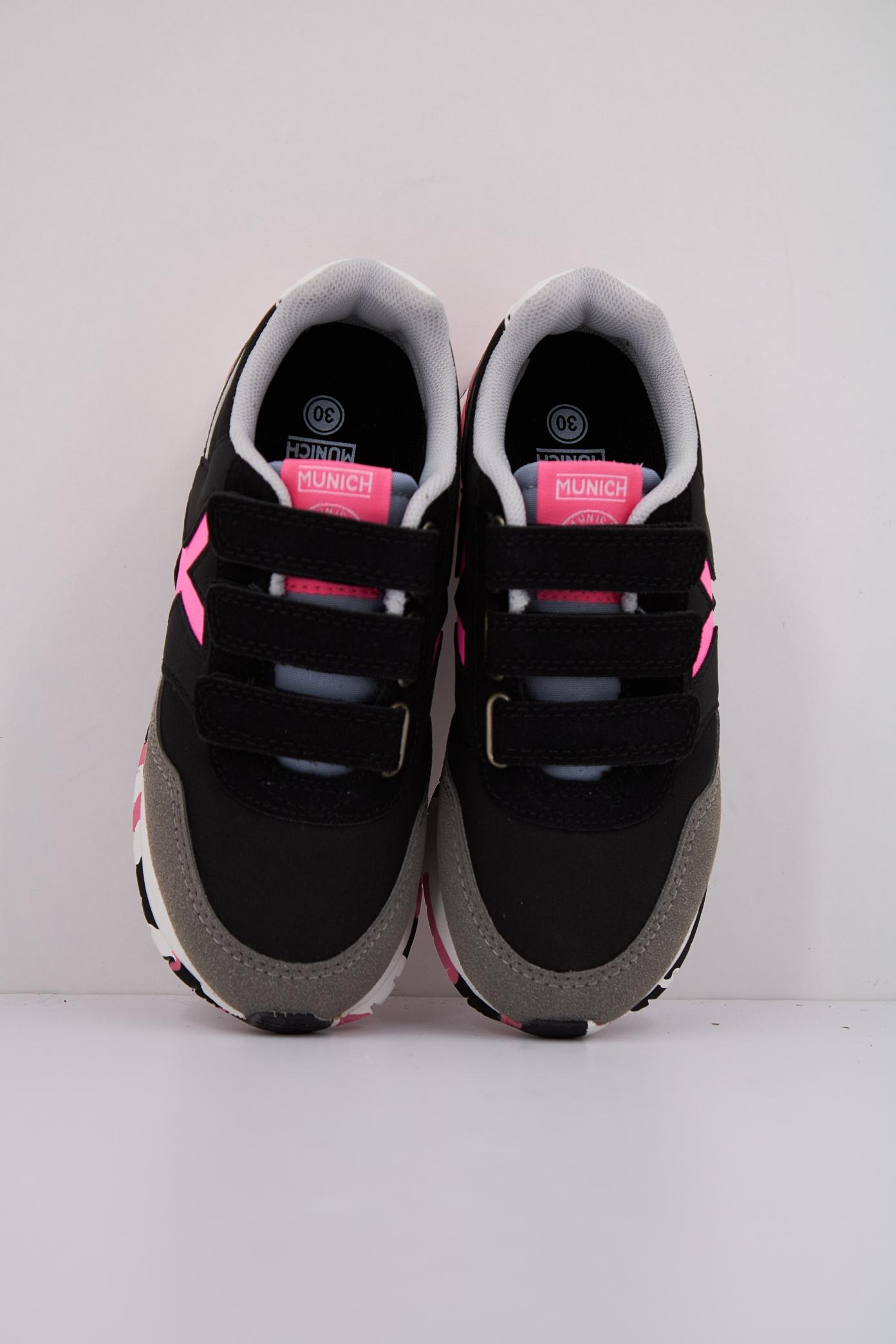 MUNICH DASH KID VCO en color NEGRO (3)