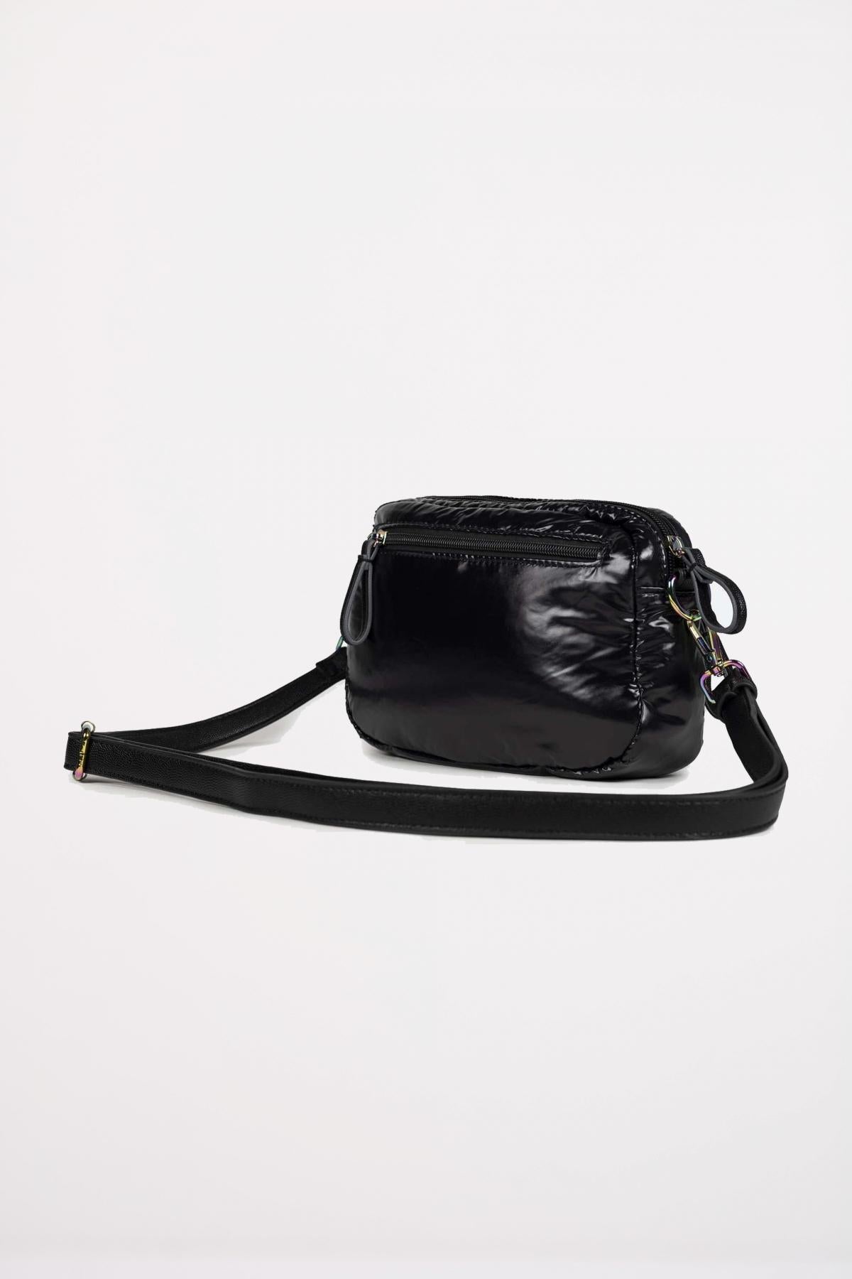 MUNICH GLOSS RECYCLED CROSSBODY en color NEGRO (2)
