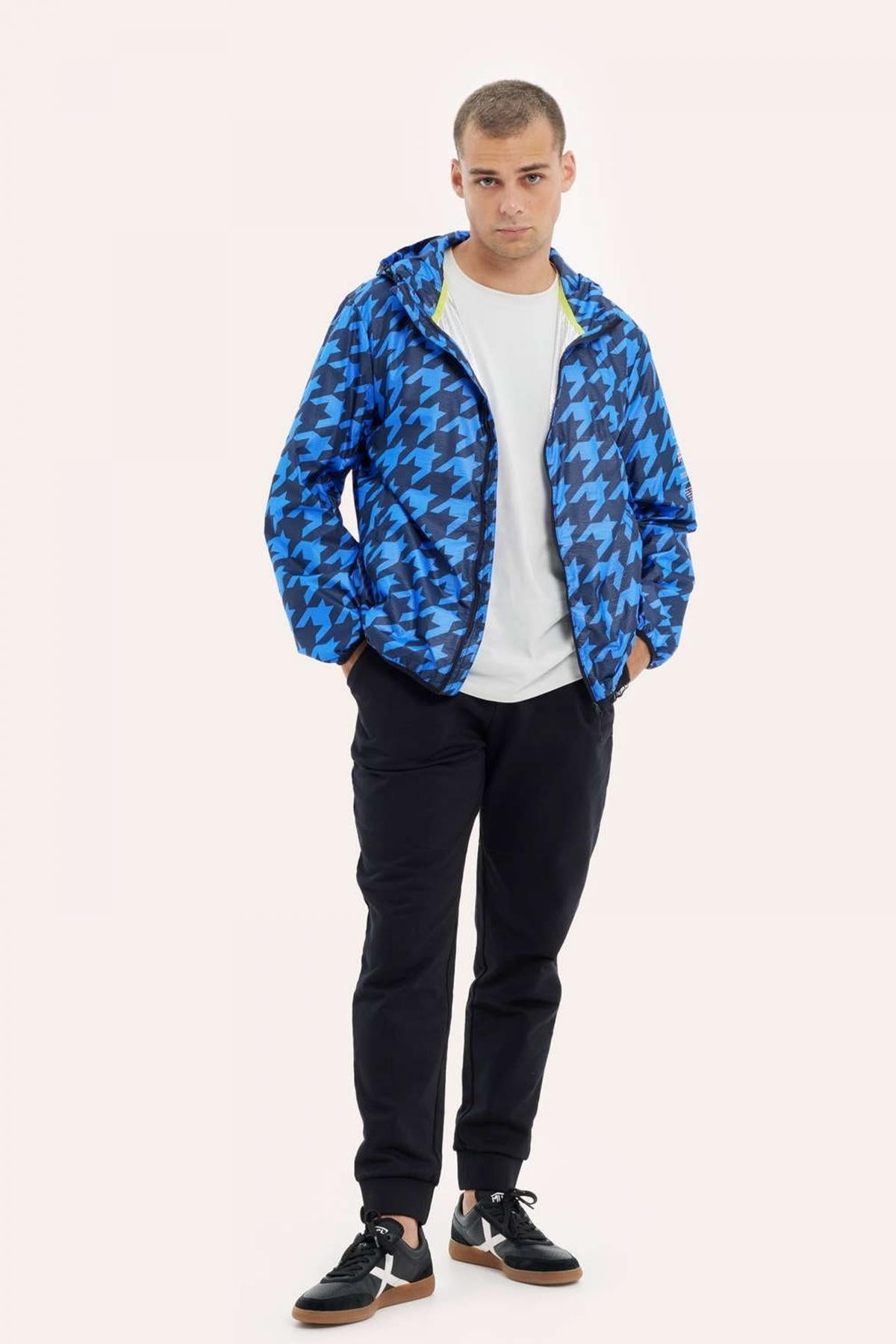 MUNICH WINDBRAKER FLASH en color AZUL (4)