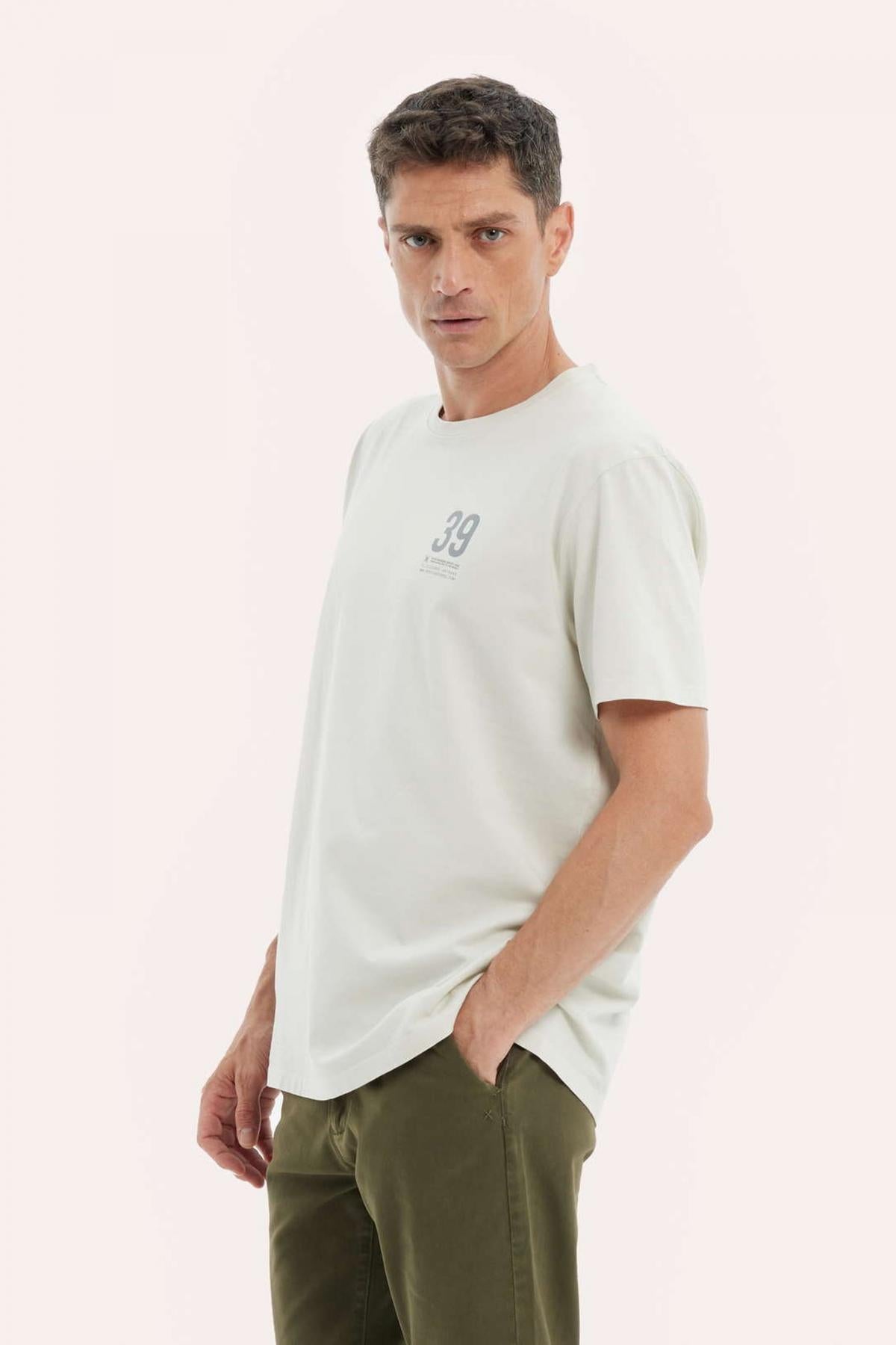 MUNICH T-SHIRT TIMELINE en color BLANCO  (1)