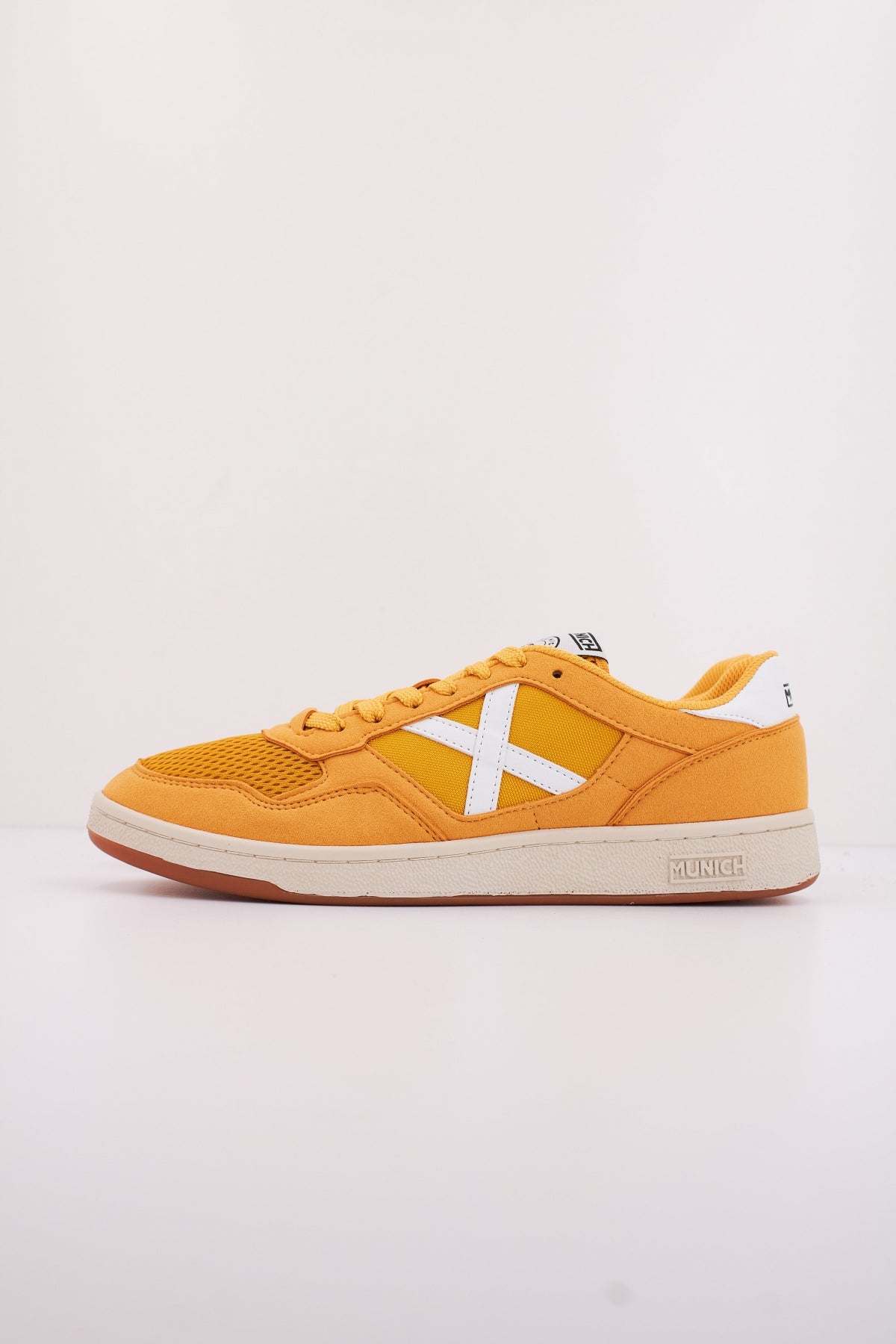 MUNICH ARROW en color AMARILLO (1)