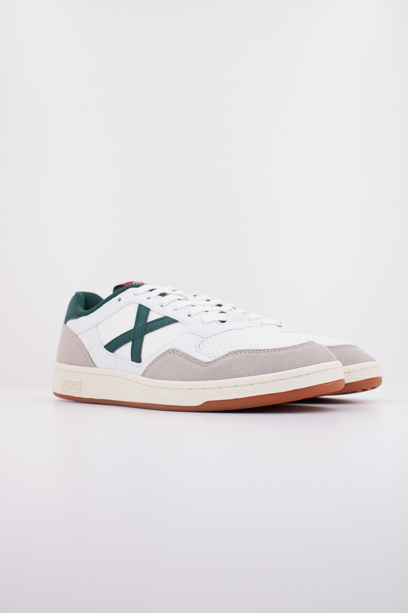 MUNICH ARROW en color BLANCO (2)
