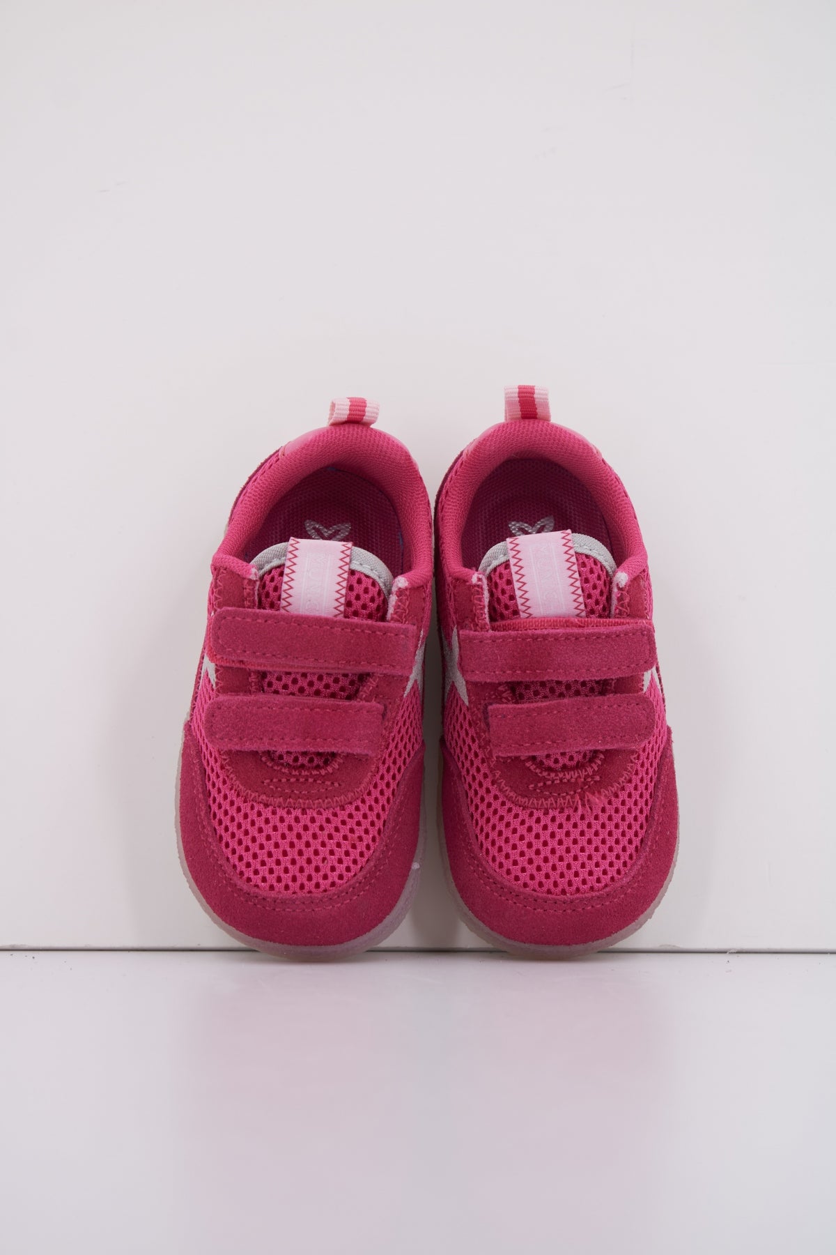 MUNICH BABY KODA en color ROSA (3)