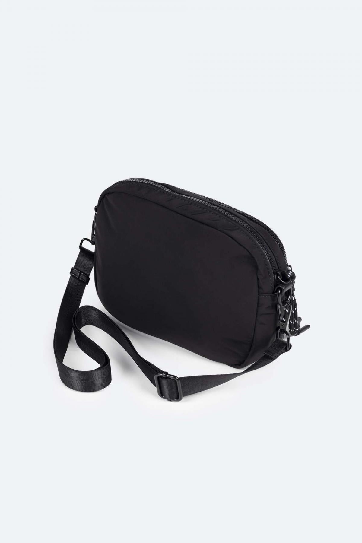 MUNICH SHALLOW CROSSBODY CAMERA en color NEGRO (2)