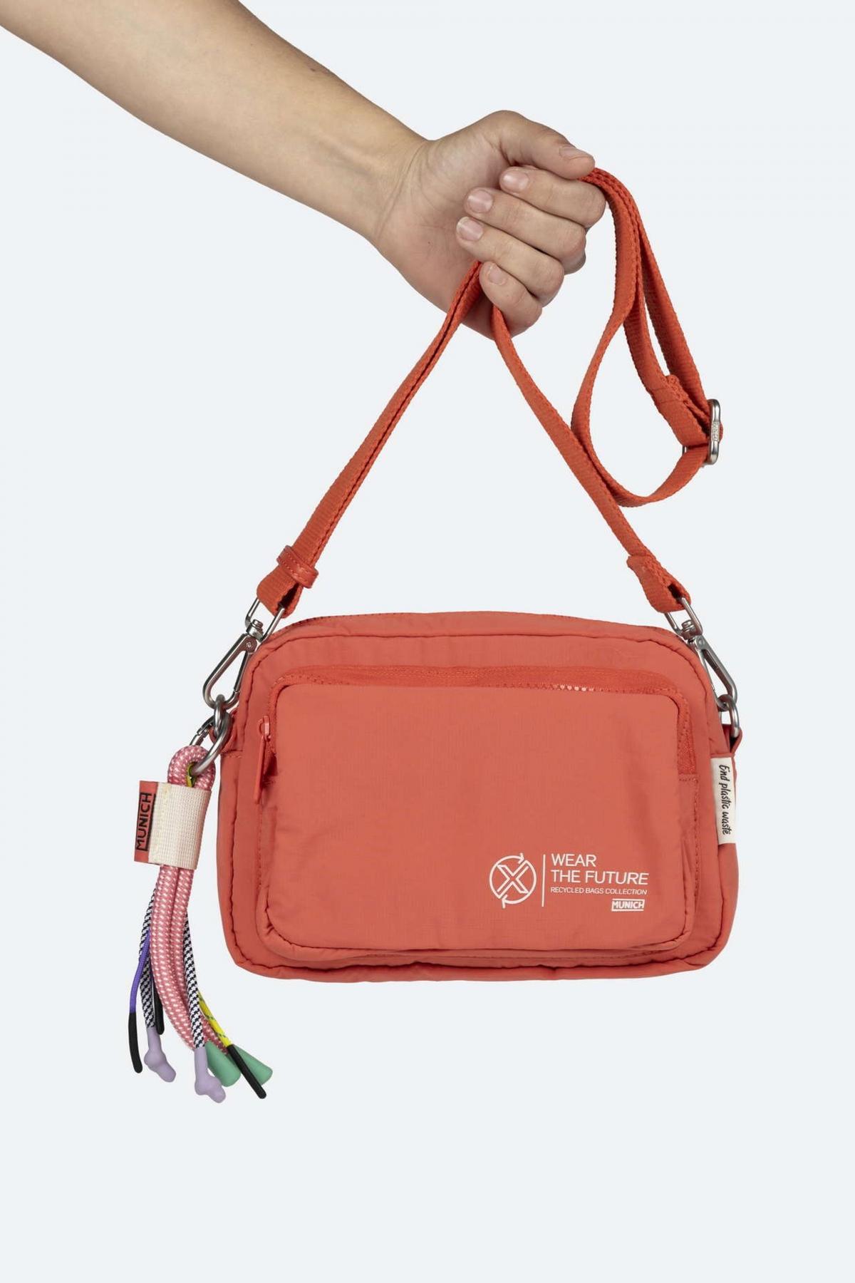 MUNICH DEEP RECYCLED CROSSBODY CA en color NARANJA (4)