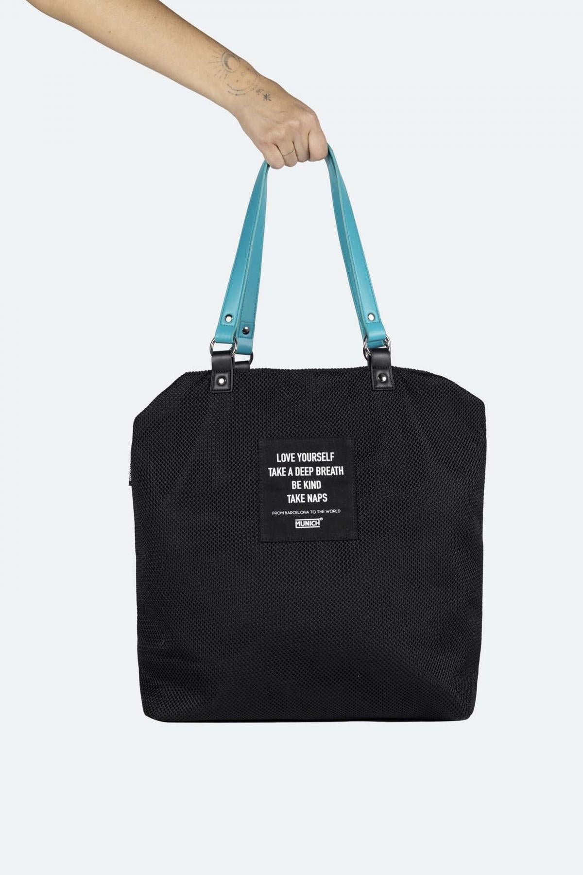 MUNICH GOGO SPIN REVERSIBLE TOTE en color NEGRO (4)