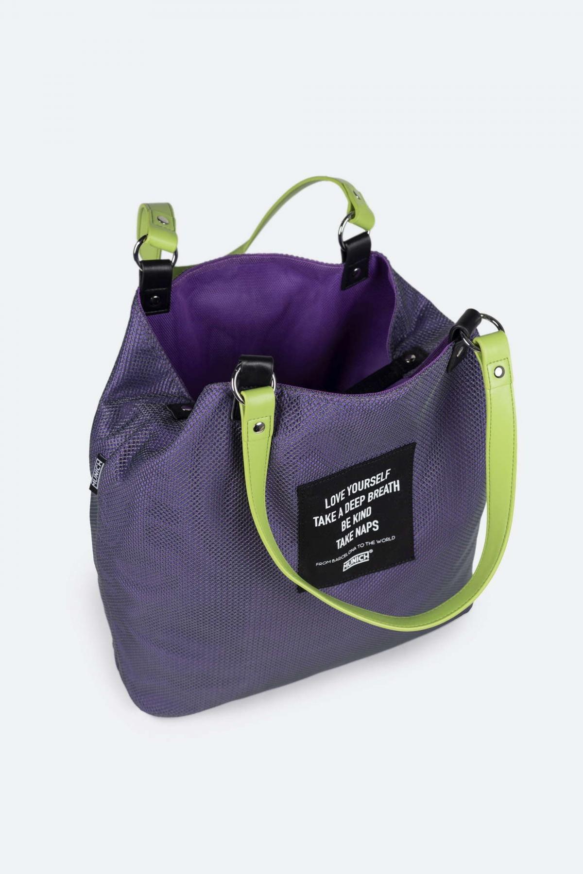 MUNICH GOGO SPIN REVERSIBLE TOTE en color VIOLETA (3)