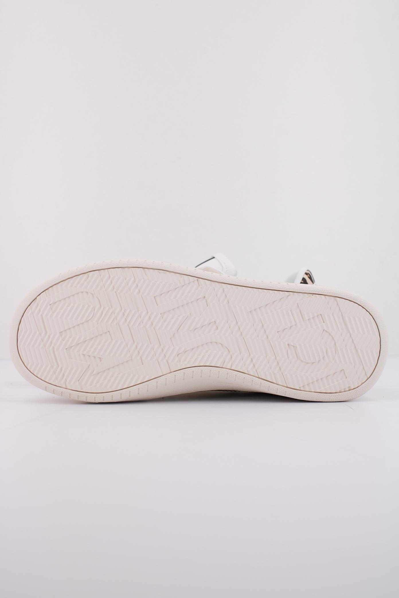 MUNICH LEGIT WMN en color BLANCO (5)