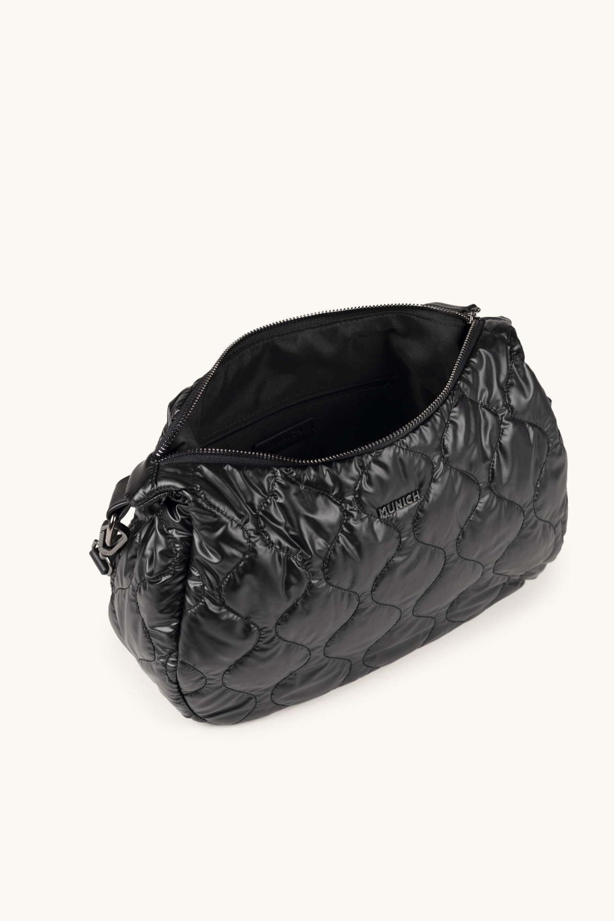 MUNICH COVER FW CROSSBODY HOBO en color NEGRO (3)