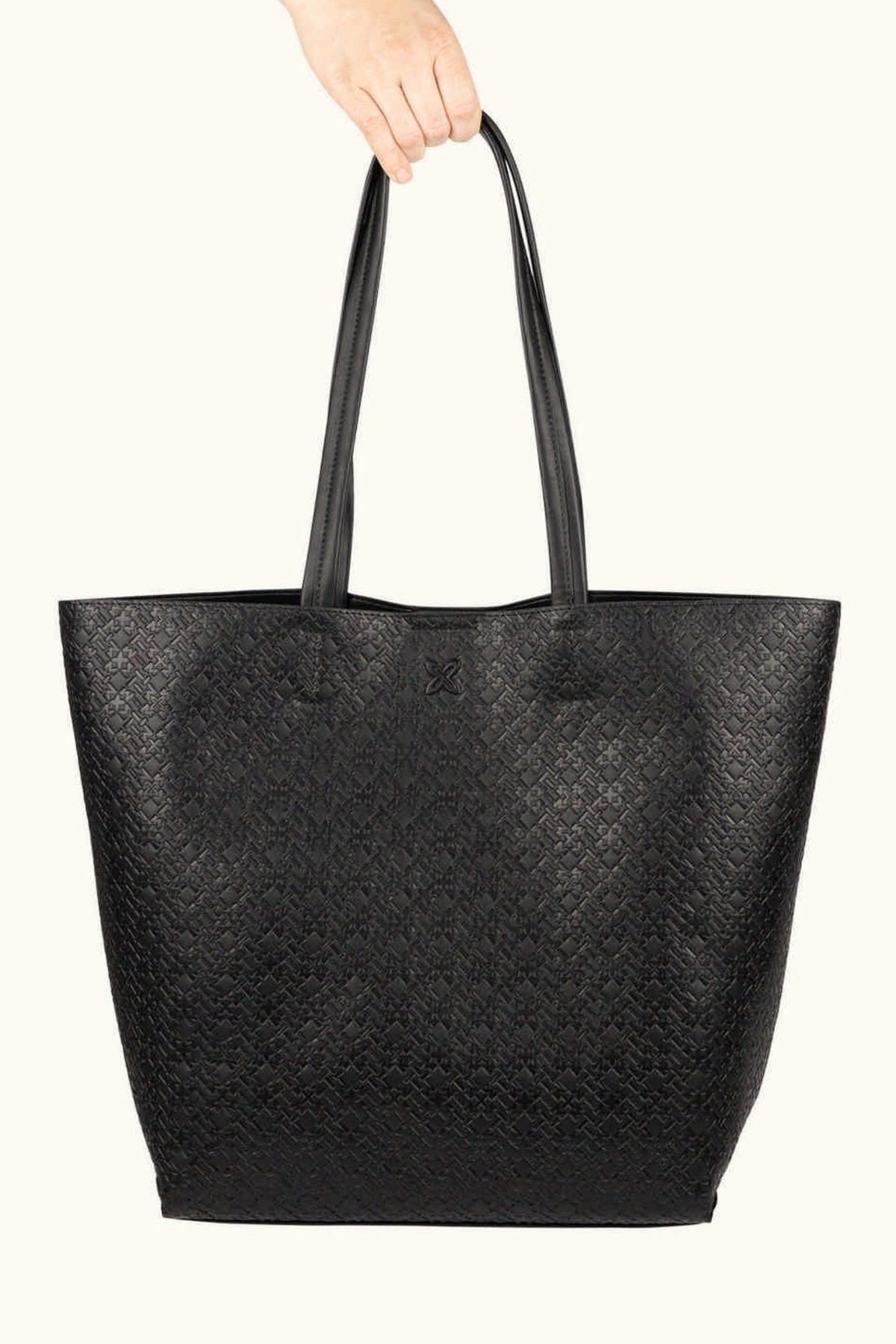 MUNICH M ESSENTIALS SHOPPER en color NEGRO (1)