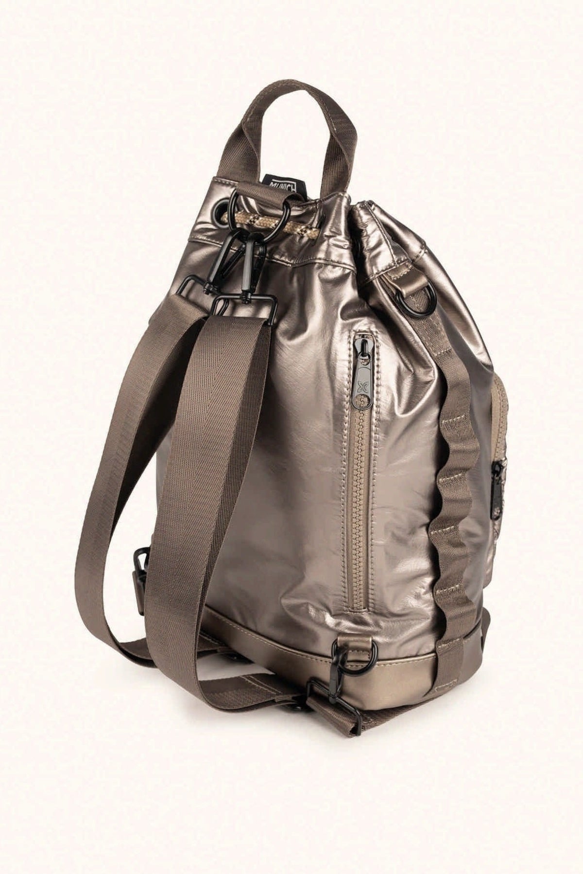 MUNICH M DEEP BUCKET en color BRONCE (2)