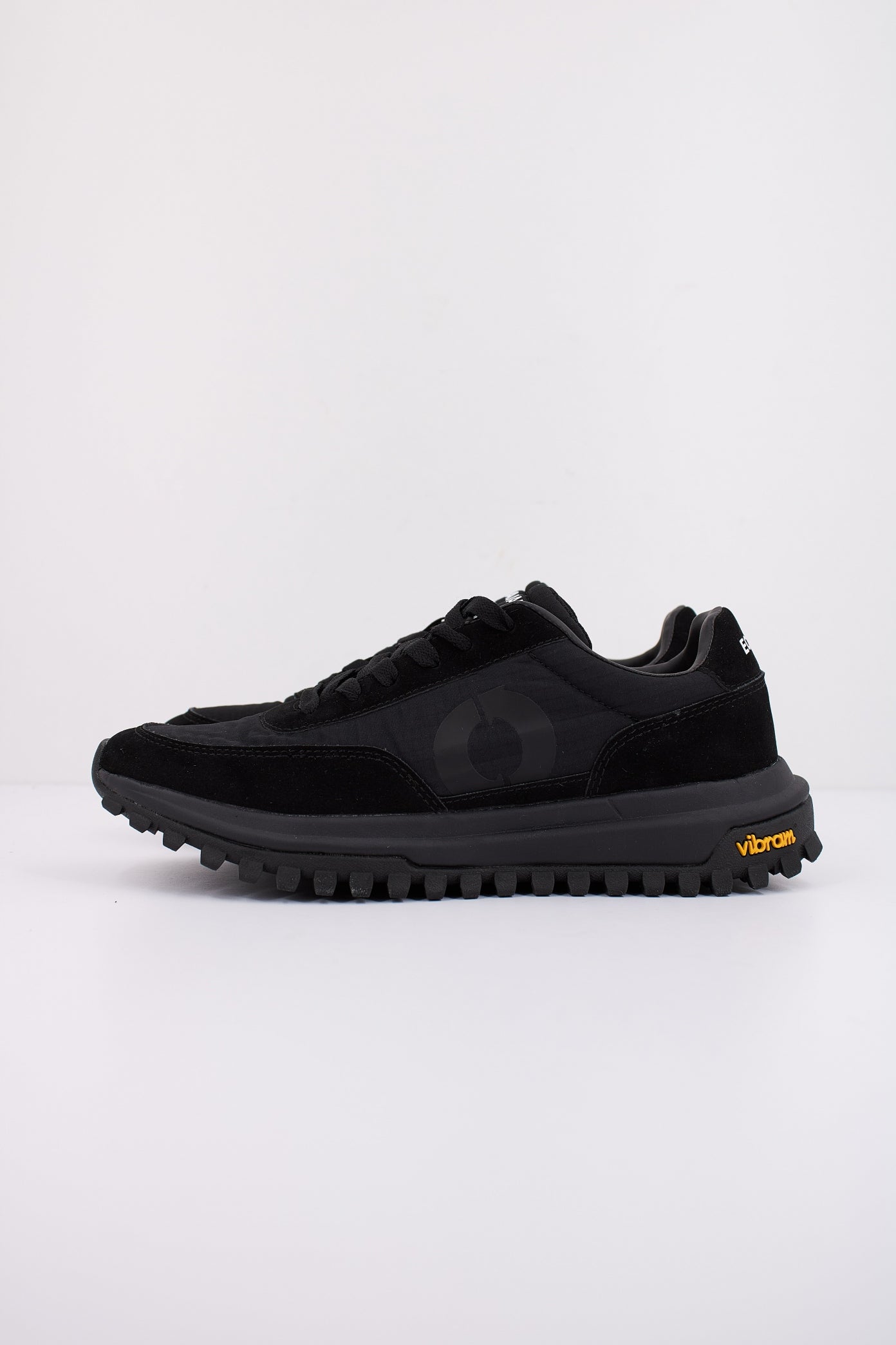ECOALF MCWSHSNFEROE en color NEGRO (1)