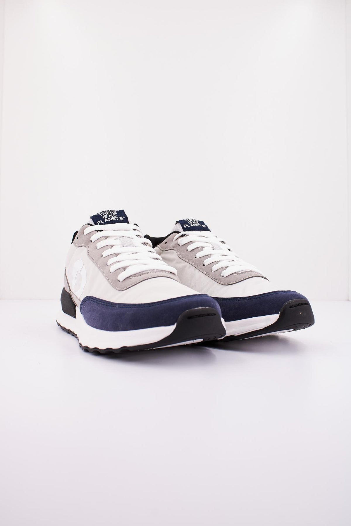 ECOALF CONDE MCMSHSNCONDE en color BLANCO (2)