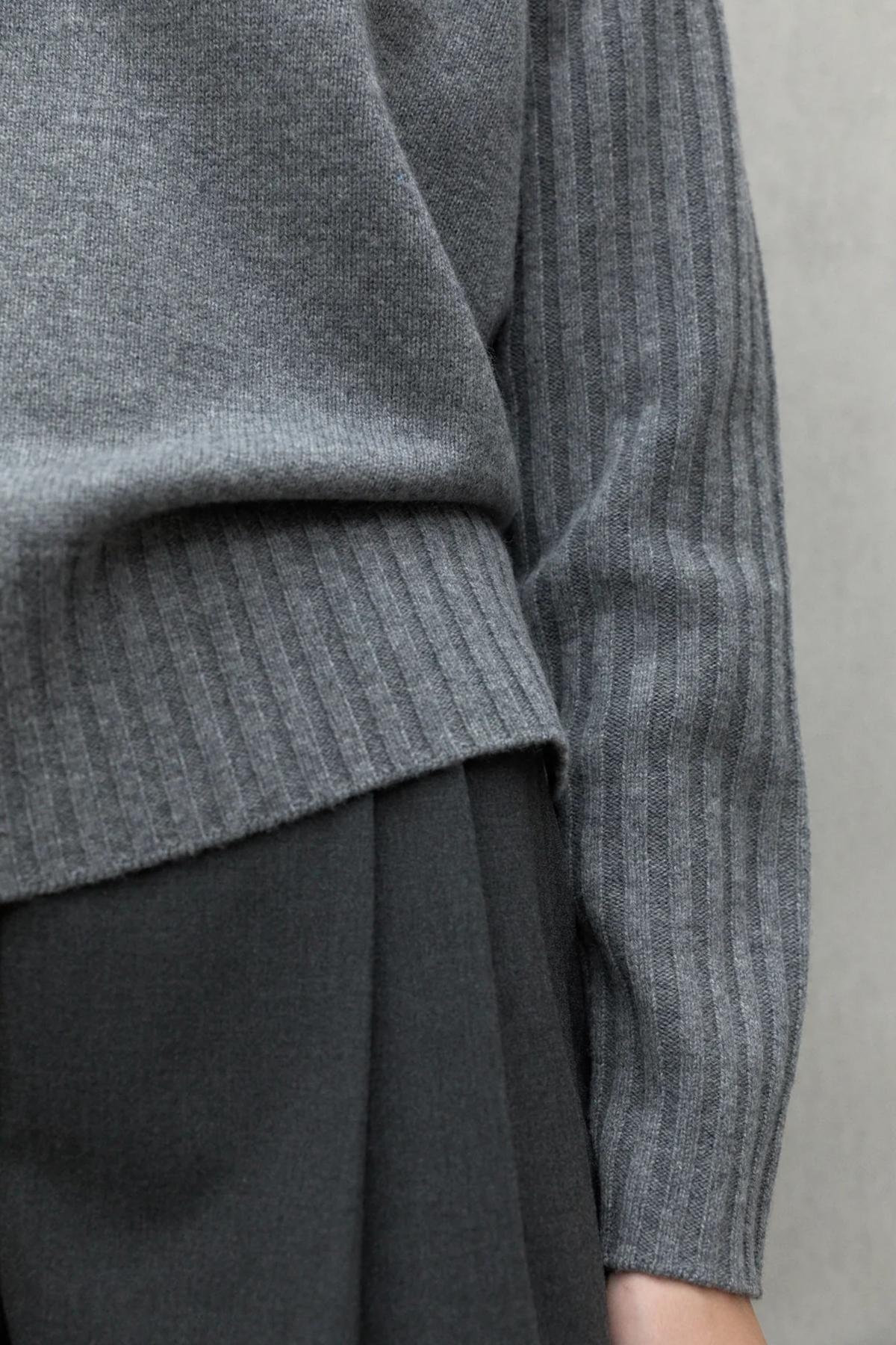 ECOALF EUCALIPTOALF ROUND K en color GRIS (2)