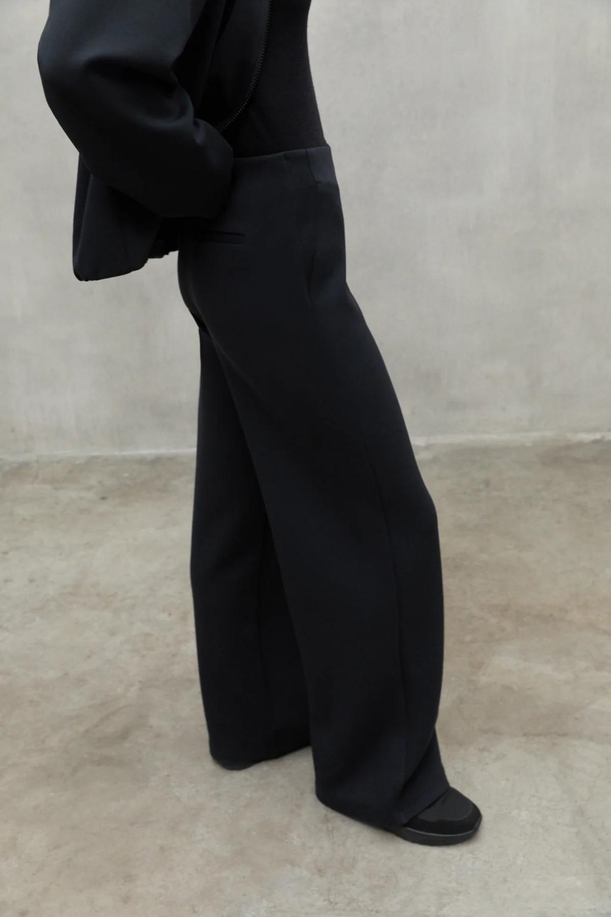 ECOALF ARDA en color NEGRO (1)