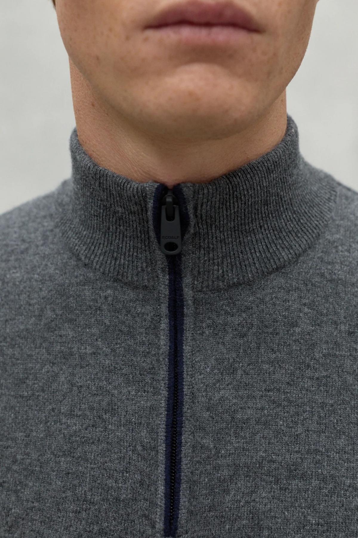 ECOALF LARCH SWEATER en color GRIS (3)
