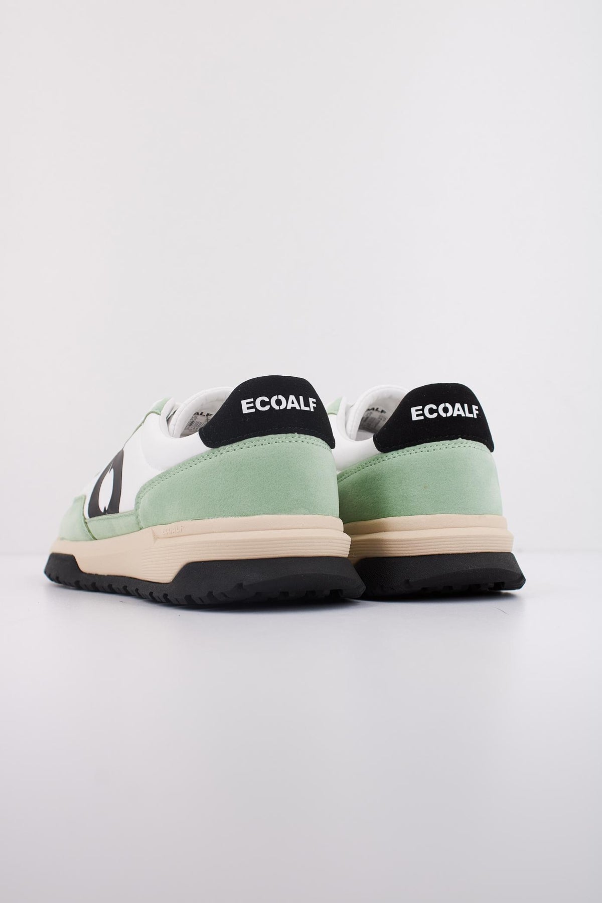 ECOALF VENTURA MCWSHSNVENTU en color VERDE (4)