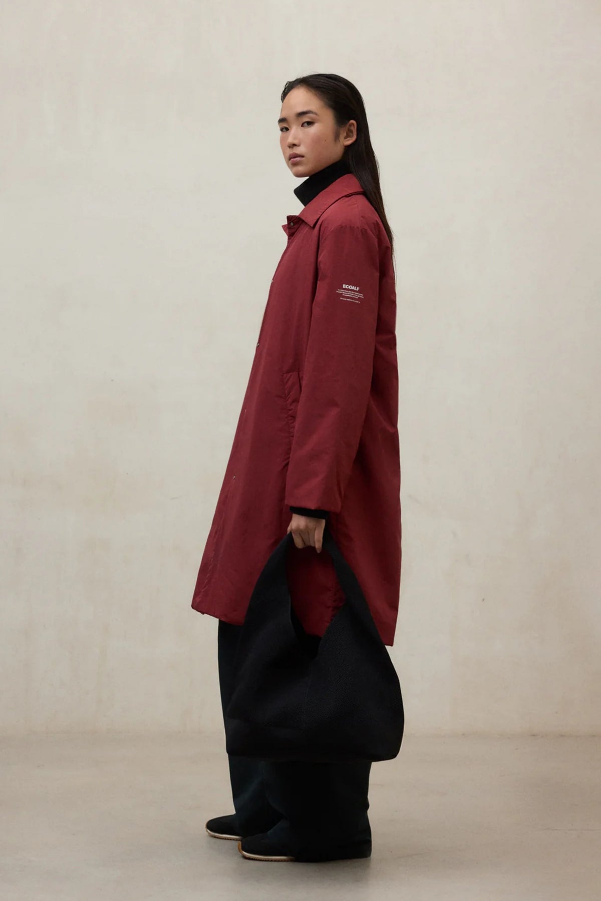 ECOALF TIKA BIG SHOULDER B en color NEGRO  (4)