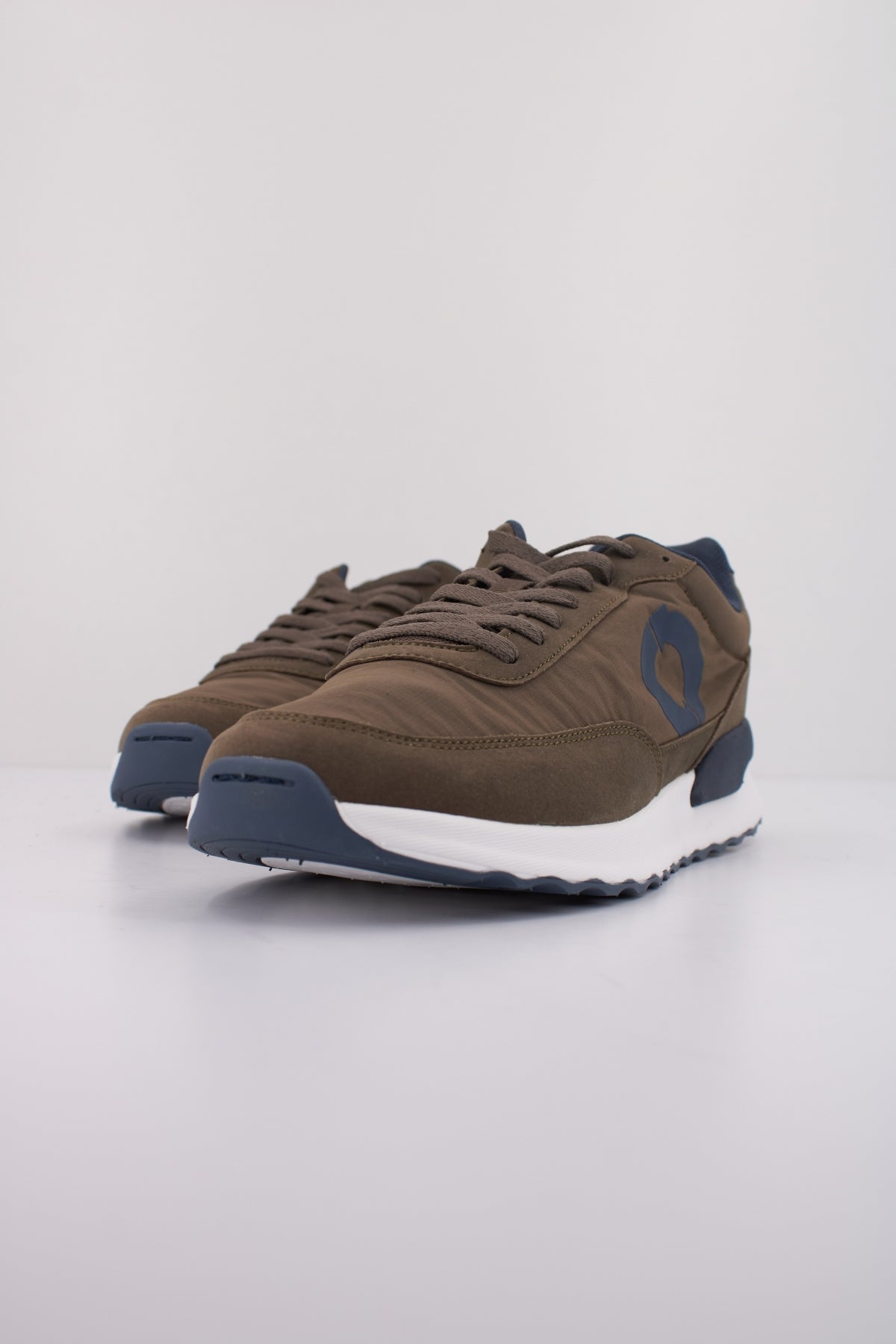 ECOALF CONDE SNEAKERS MAN en color VERDE (2)