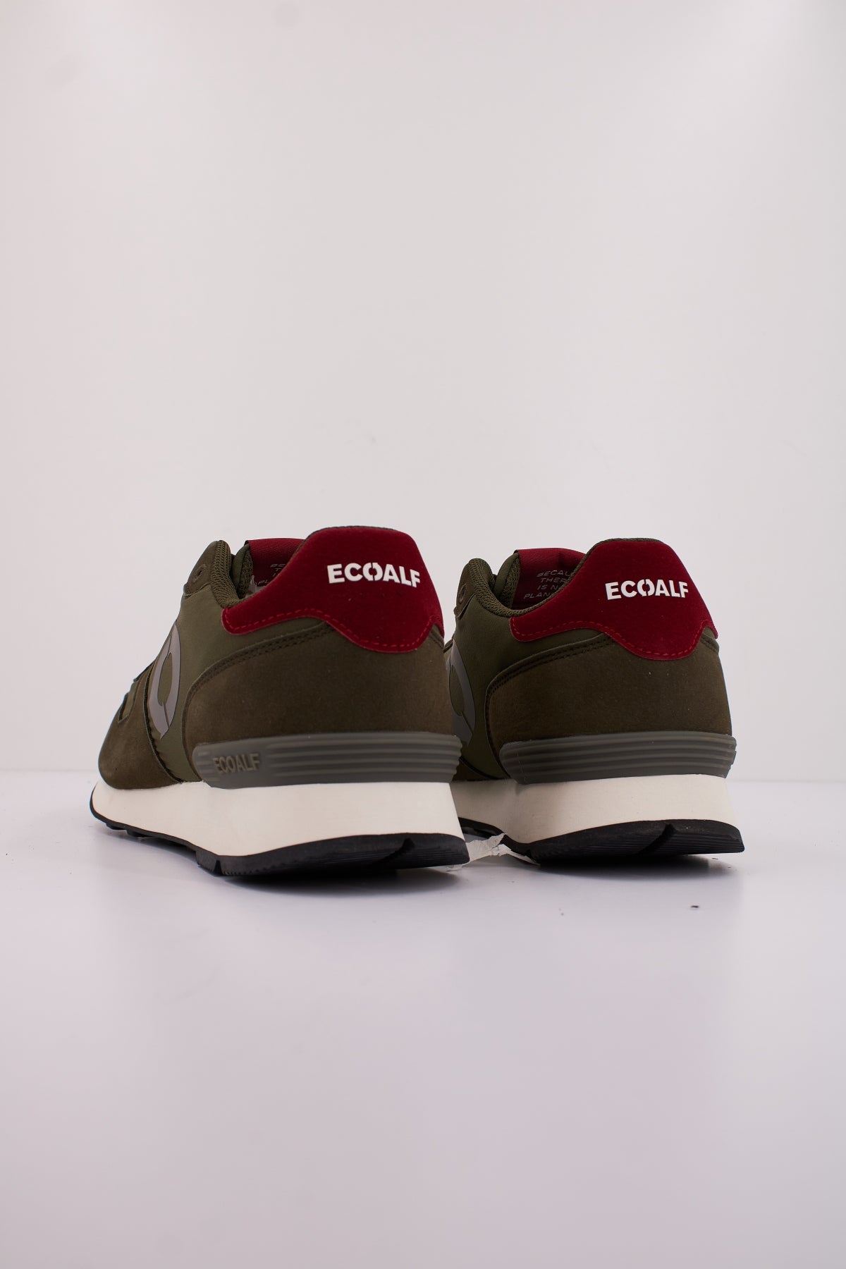 ECOALF UCLAALF en color VERDE (4)